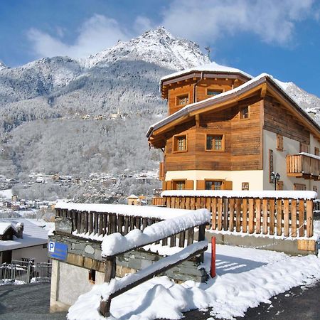 Casa Vacanza La Rocca Chiesa in Valmalenco Exterior photo