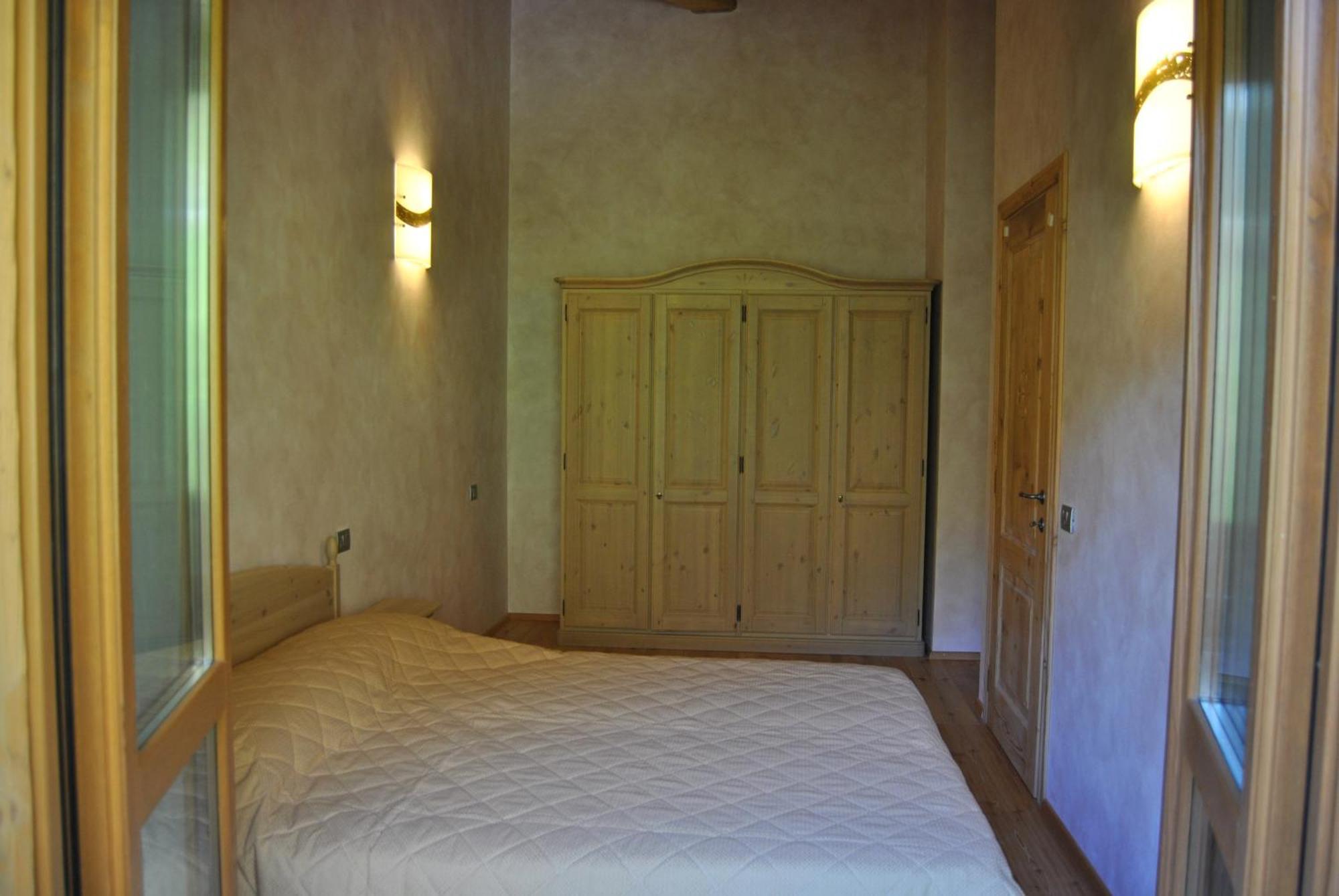 Casa Vacanza La Rocca Chiesa in Valmalenco Exterior photo