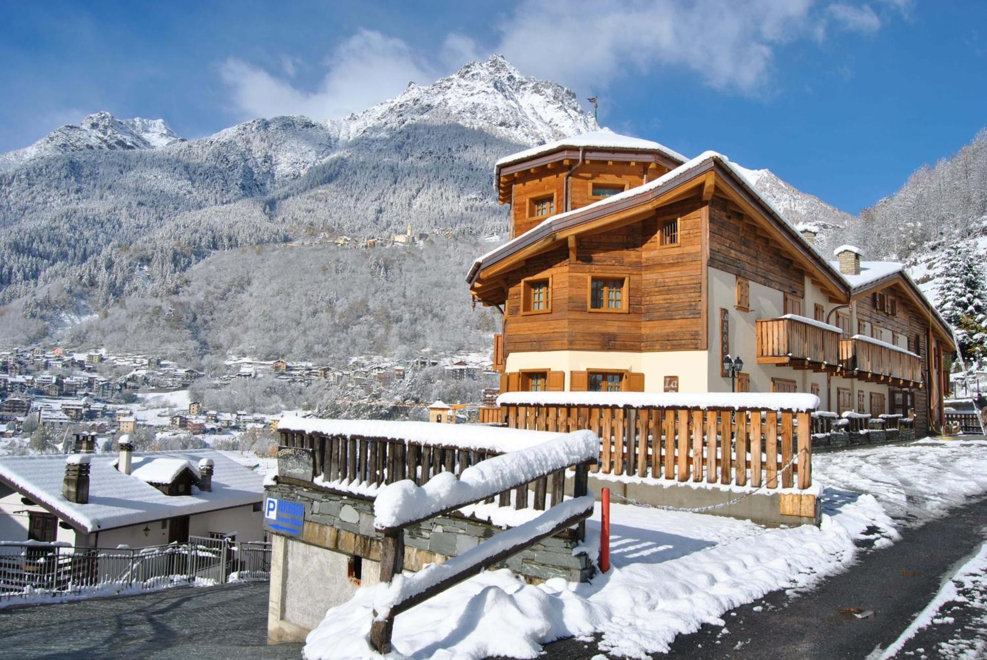 Casa Vacanza La Rocca Apartment Chiesa in Valmalenco Exterior photo